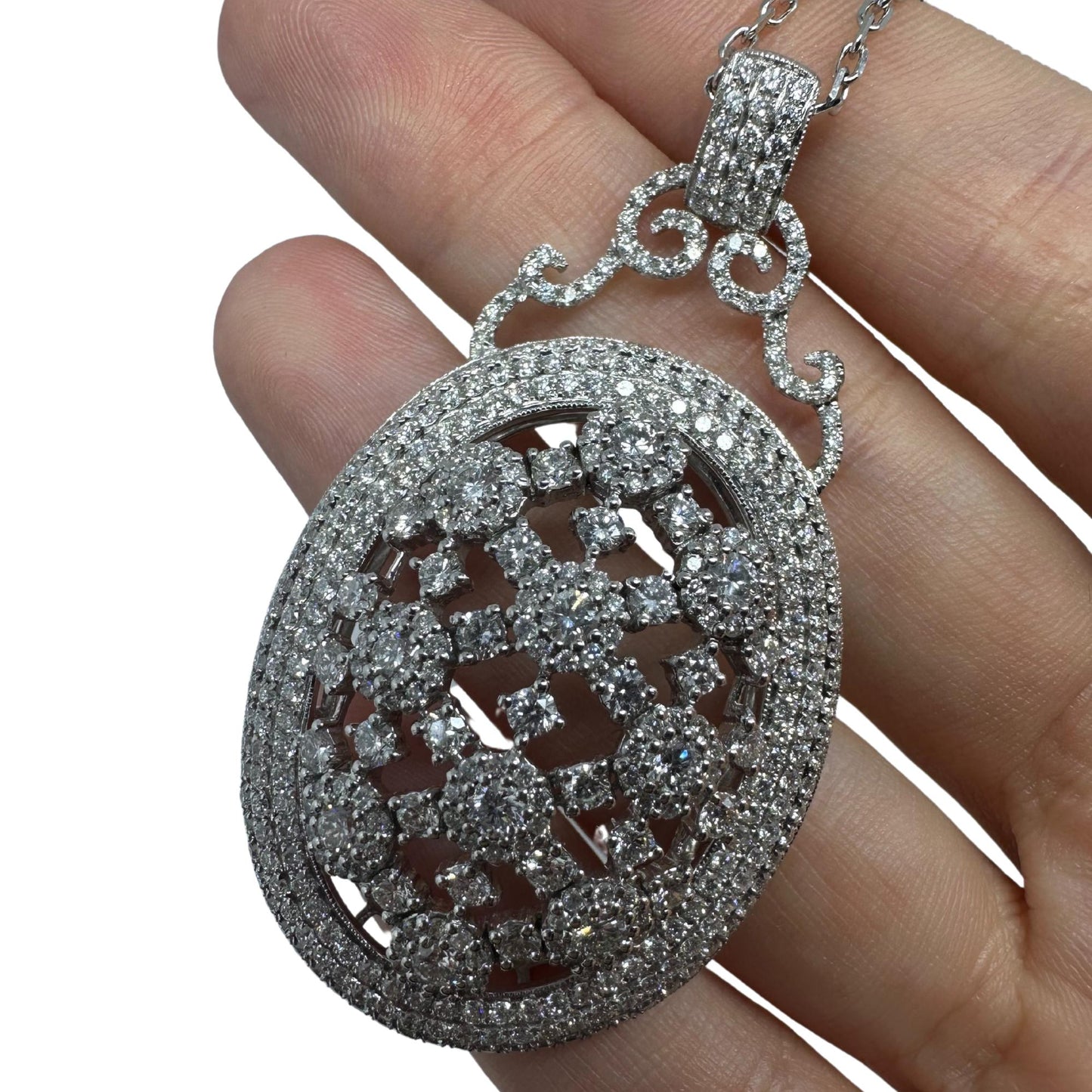 18K White Gold Diamond Dome Pendant Necklace