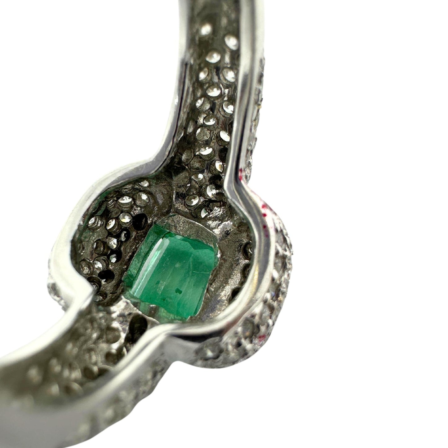 18k White Gold Diamond and Emerald Ring