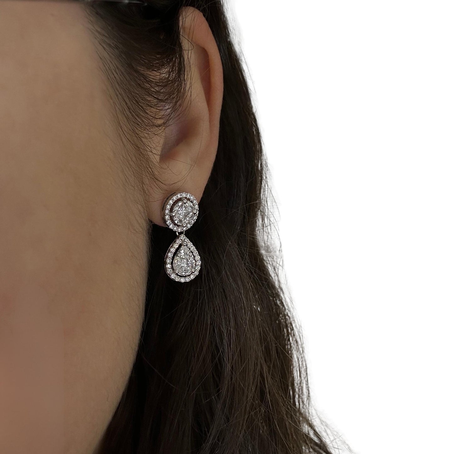 18K White Gold Diamond Earrings