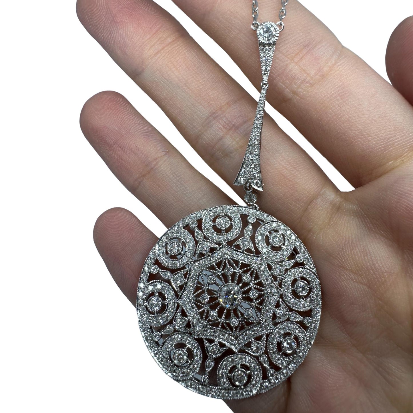 18K White Gold Filigree Diamond Pendant Necklace