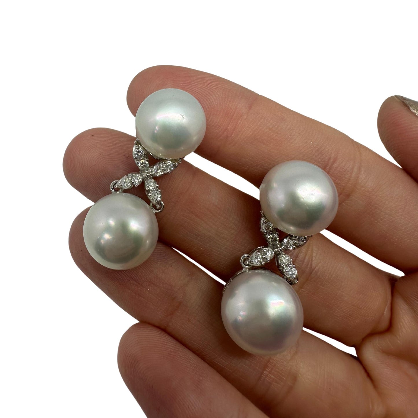 18K White Gold Diamond and Pearl Earrings