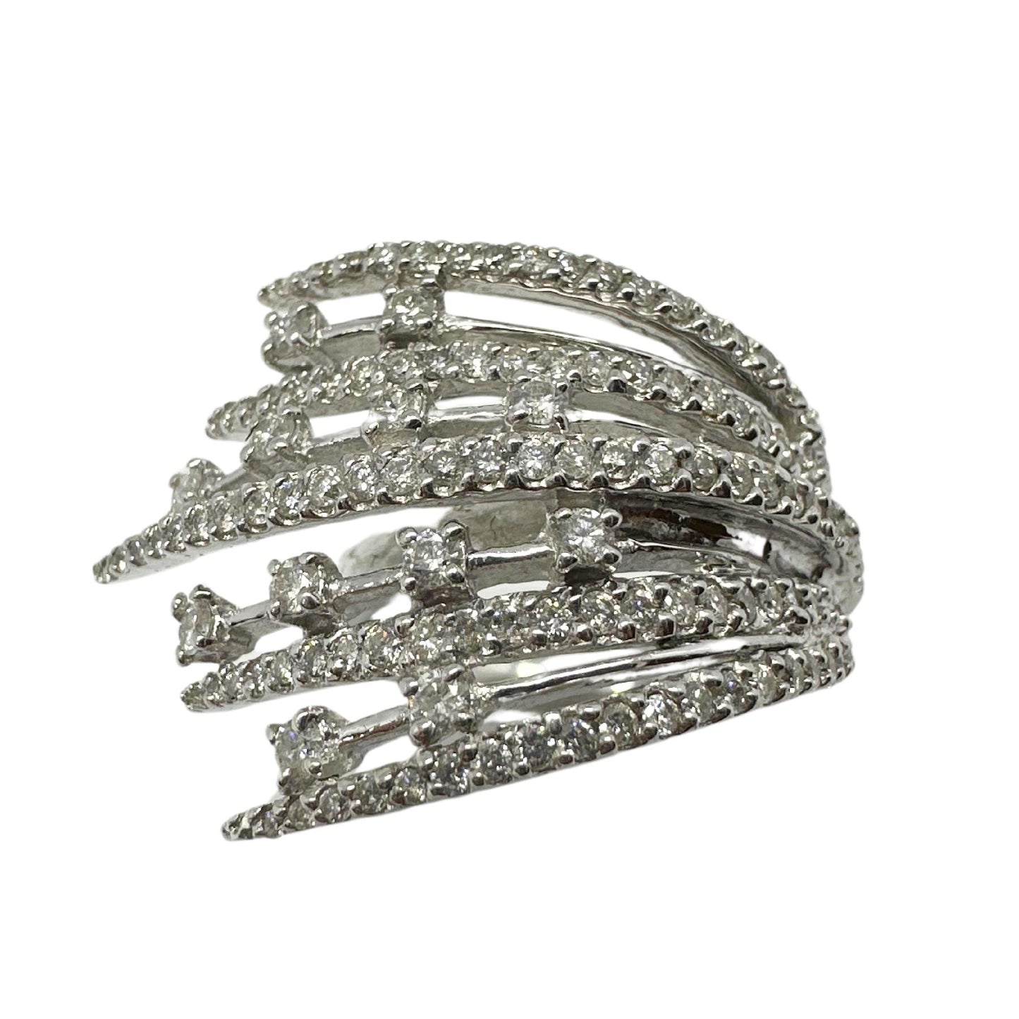 18k White Gold Diamond Ring