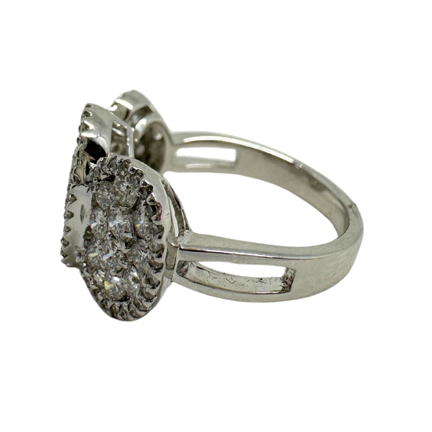 18K White Gold Diamond Cluster Ring