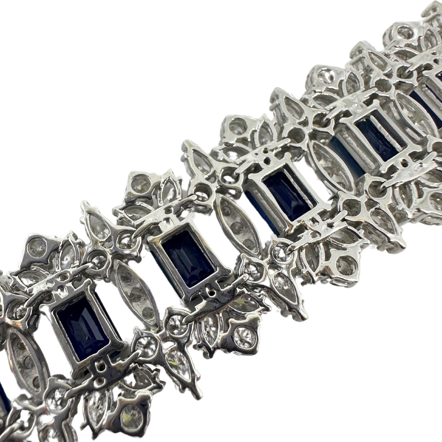 18K White Gold Diamond and Sapphire Bracelet