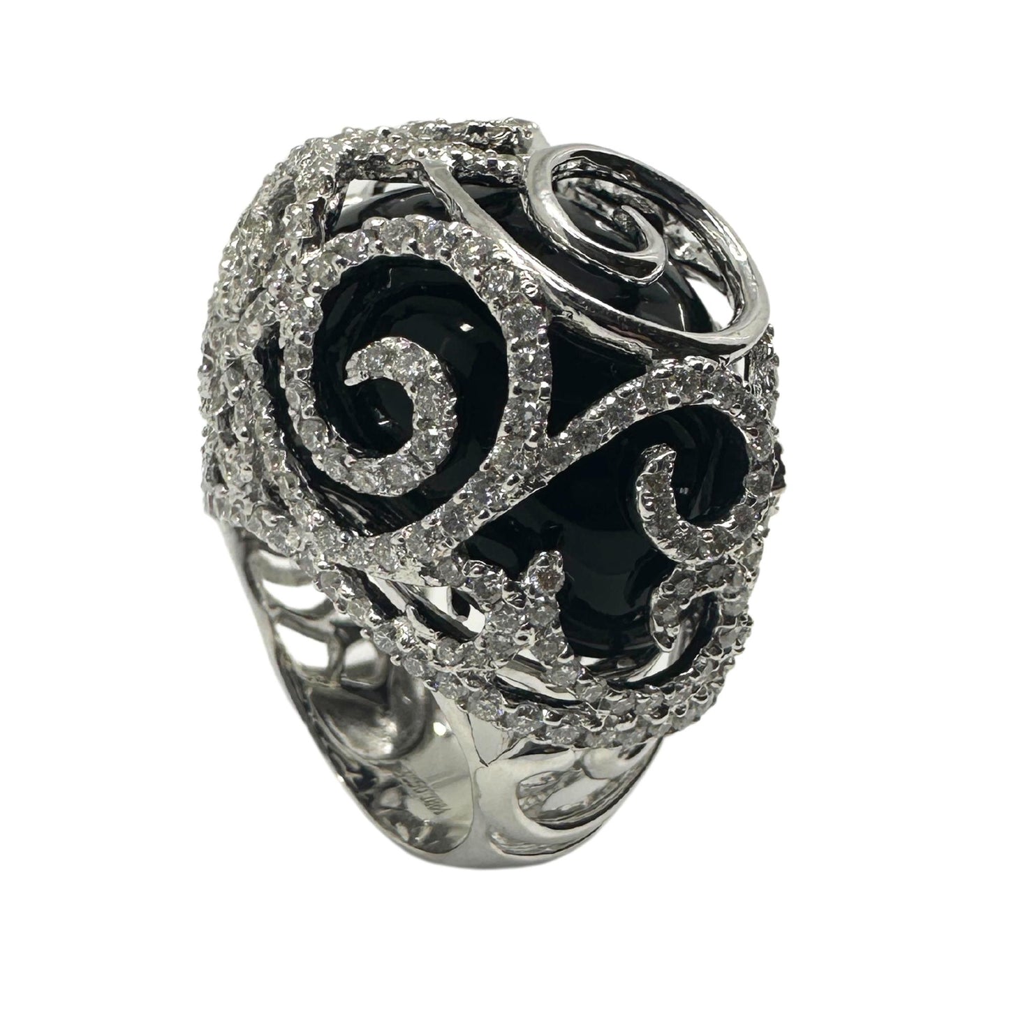 18k Diamond and Onyx Cocktail Ring