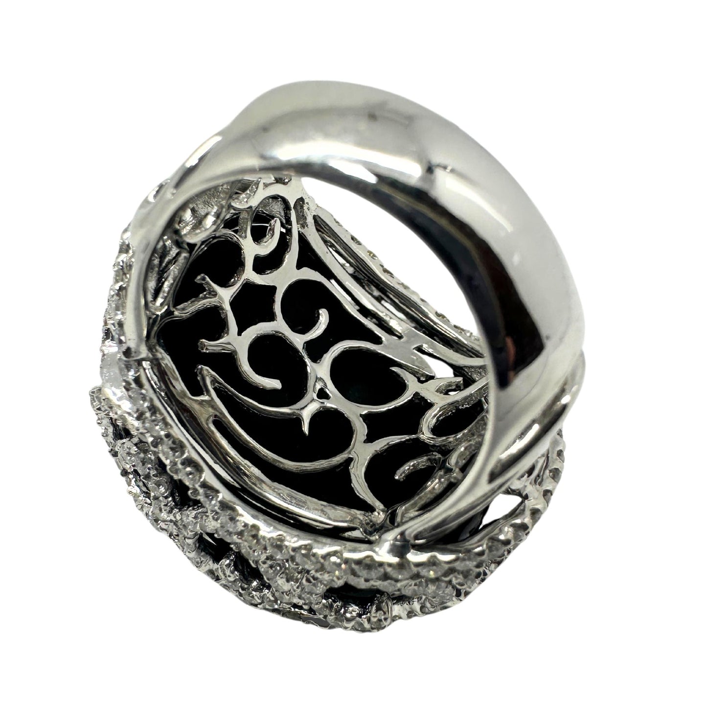 18k Diamond and Onyx Cocktail Ring