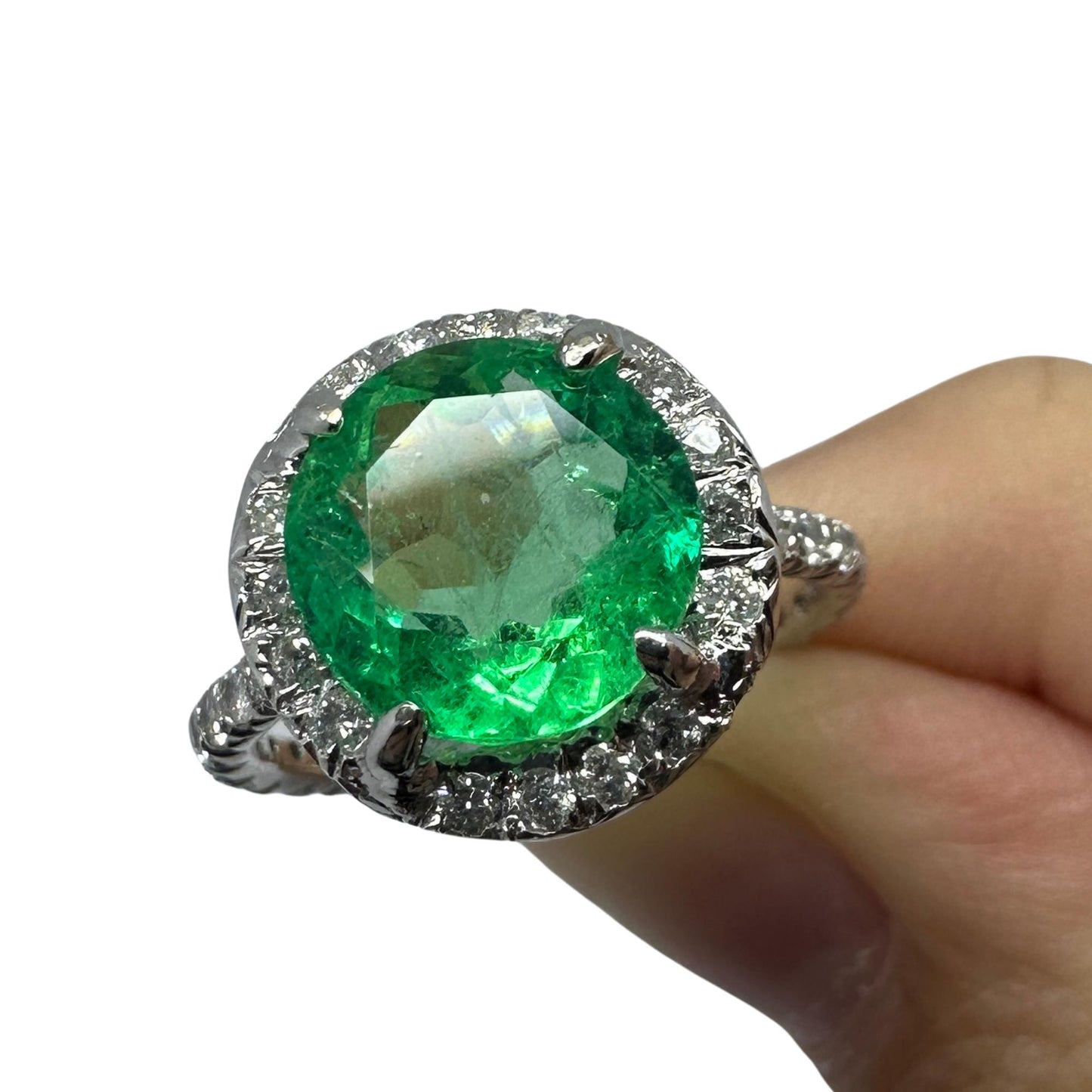 18k Diamond and Emerald Ring