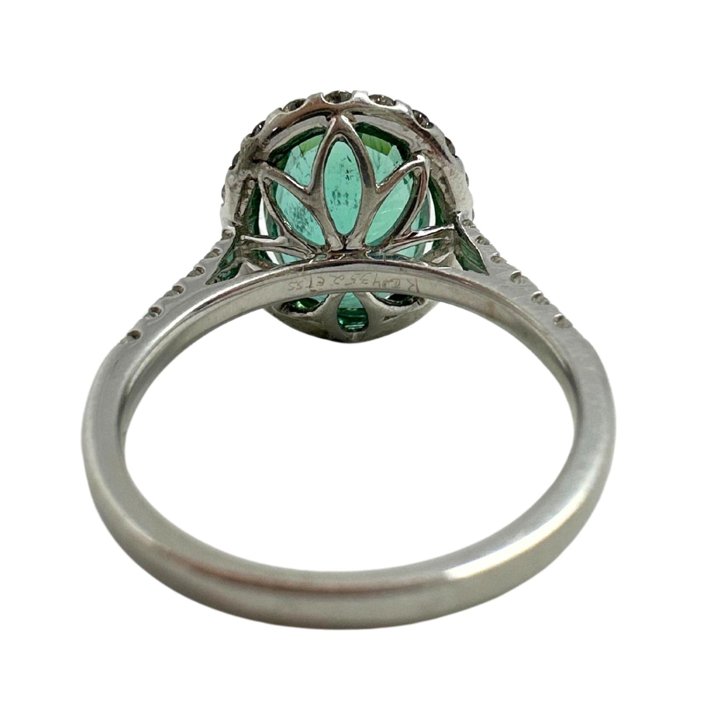18K White Gold Diamond and Emerald Ring