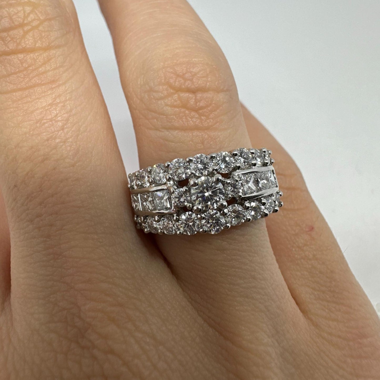 18k Princess Cut Diamond Band Ring