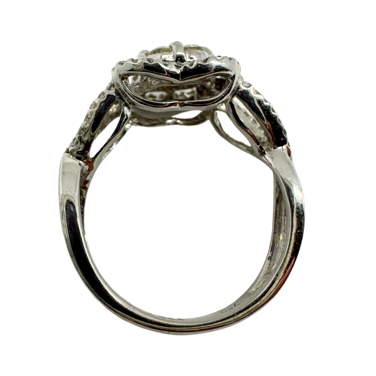 18K White Gold Diamond Ring