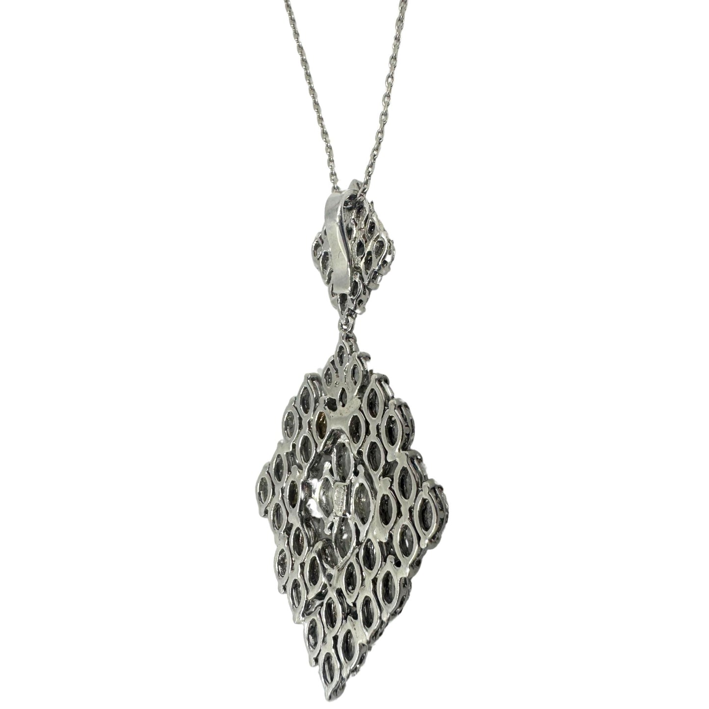 18K White Gold Marquise Cut Diamond Pendant Necklace