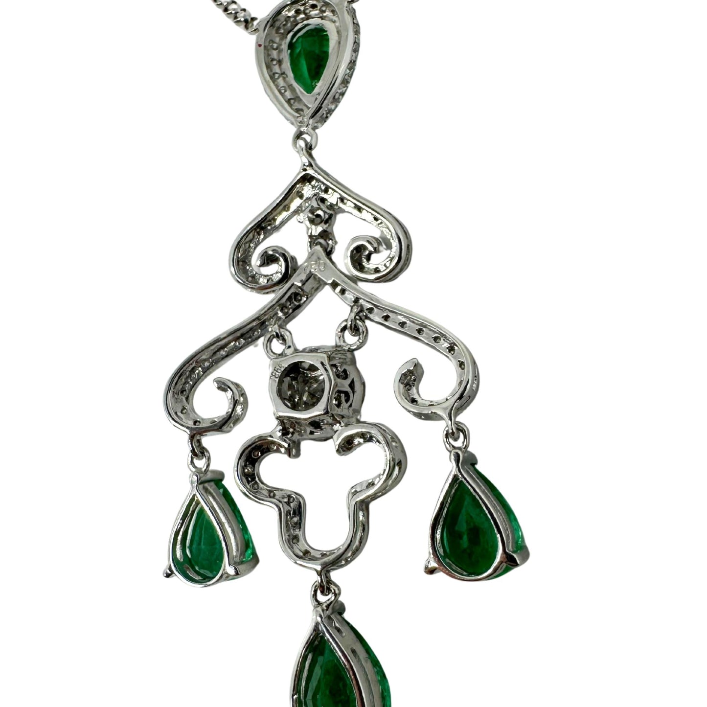 18K White Gold Diamond and Emerald Pendant Necklace
