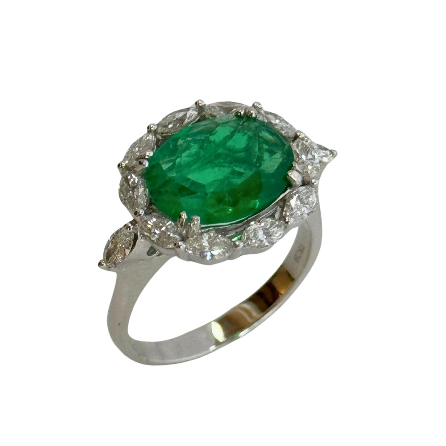 18k Diamond and Emerald Ring