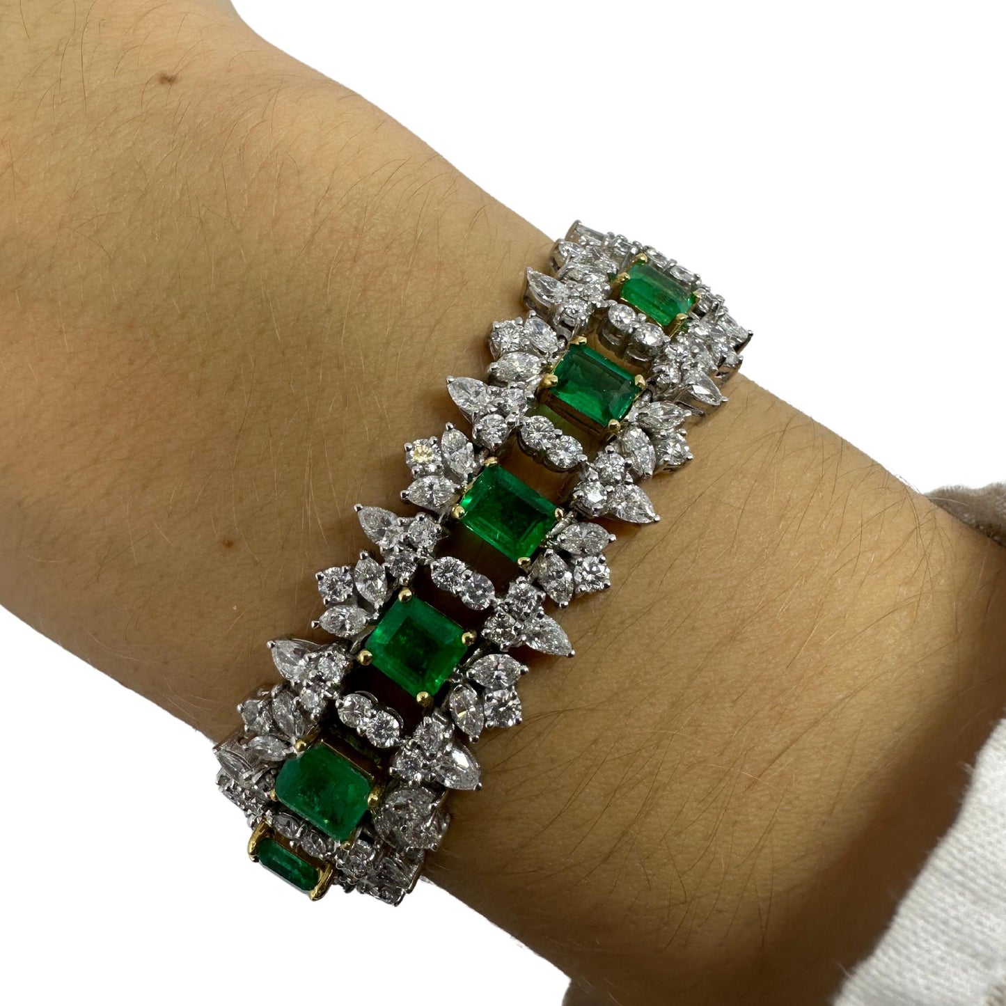 18K Diamond and Emerald Bracelet