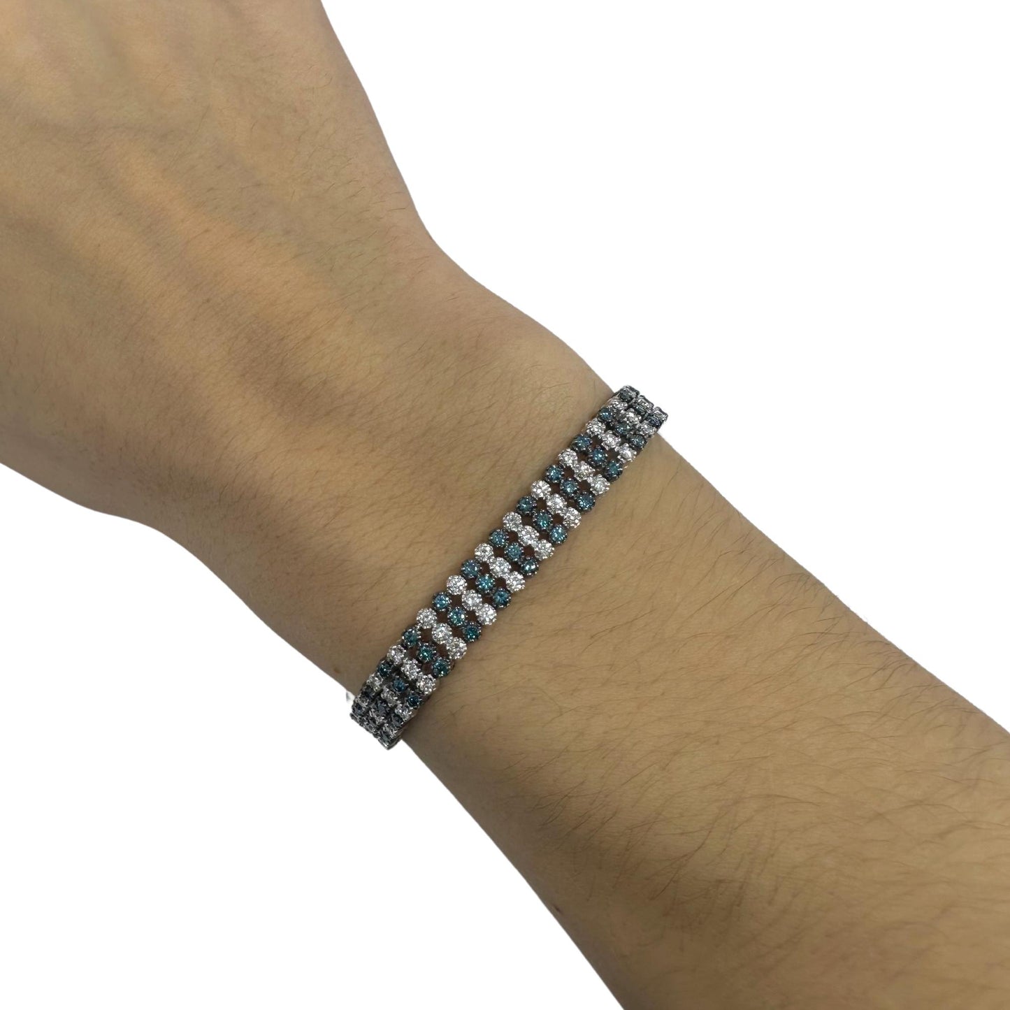 18k White Gold Blue and White Diamond Bracelet