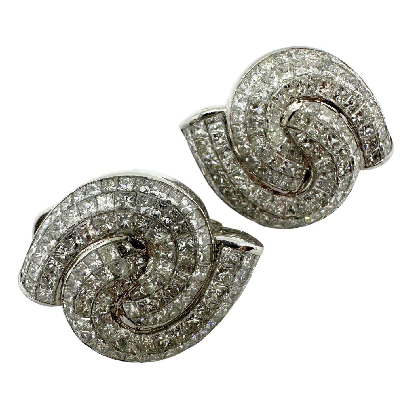 18K White Gold Princess Cut Diamond Spiral Earrings