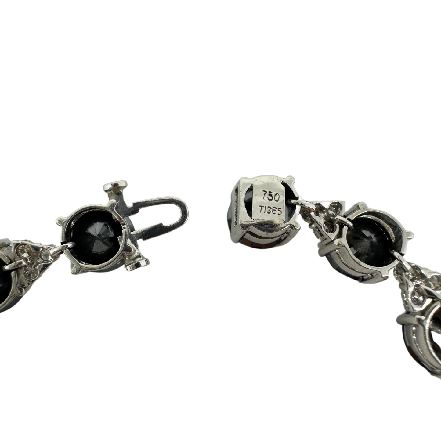 18k White Gold White and Black Diamond Bracelet