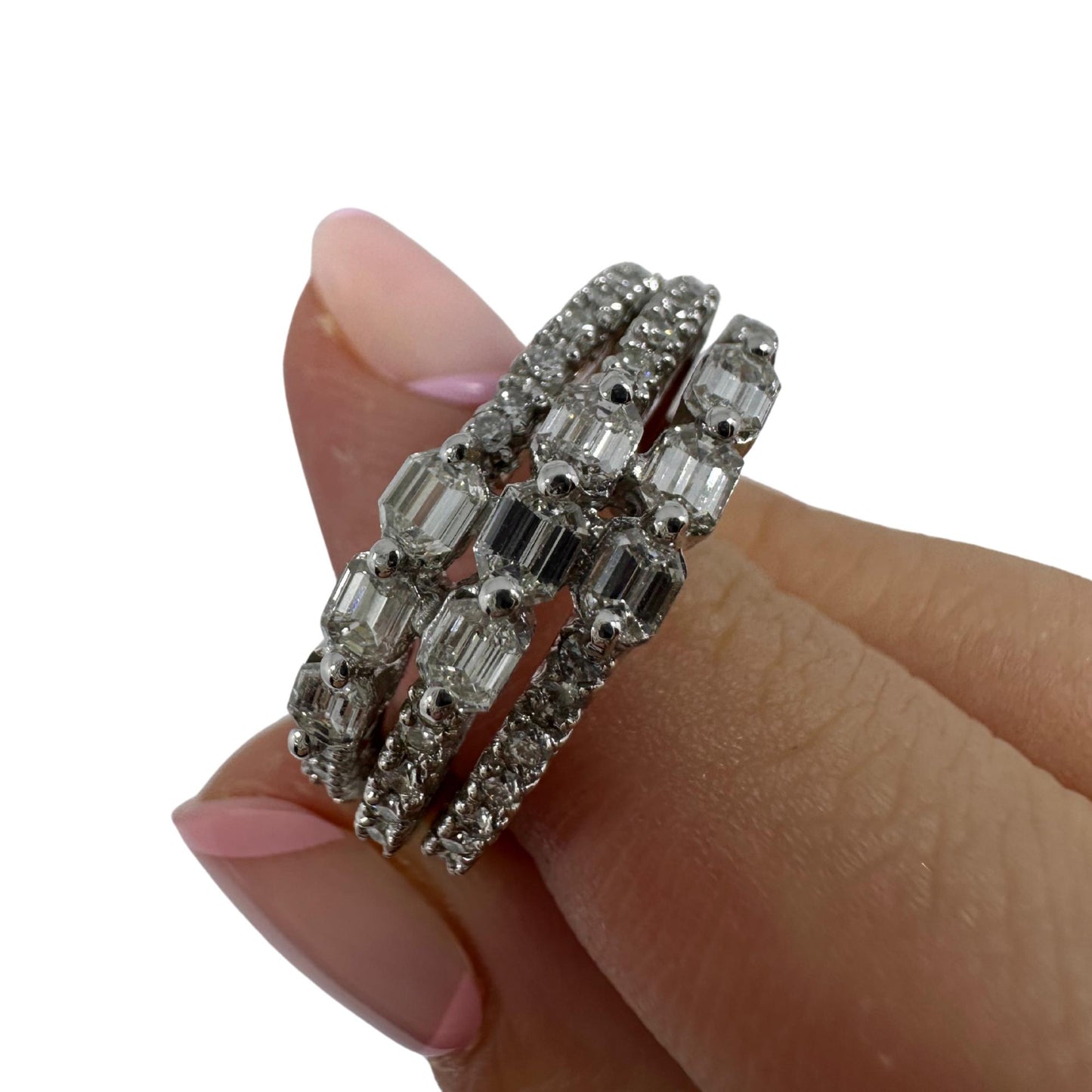 18K White Gold Emerald Cut Diamond Band Ring.