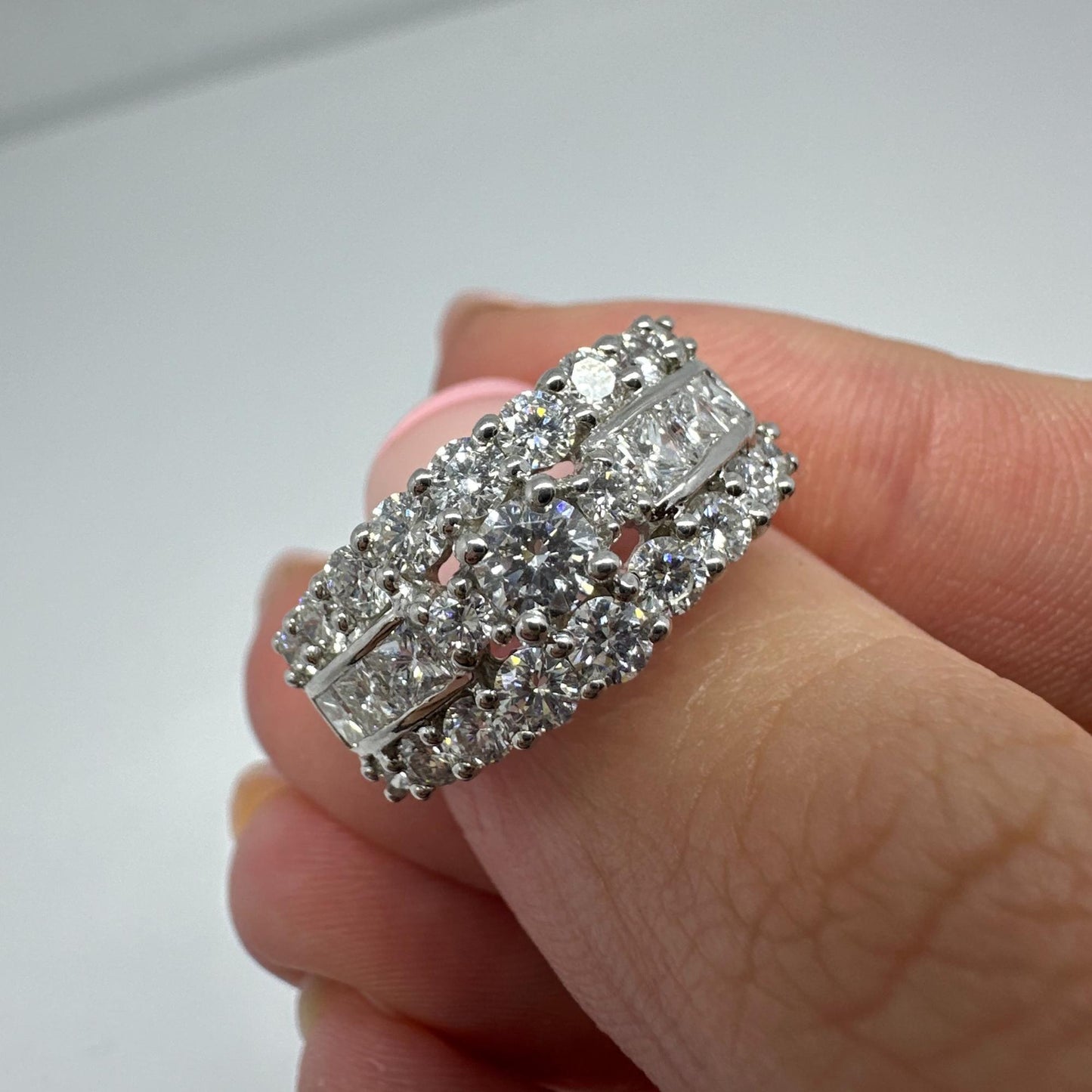 18k Princess Cut Diamond Band Ring