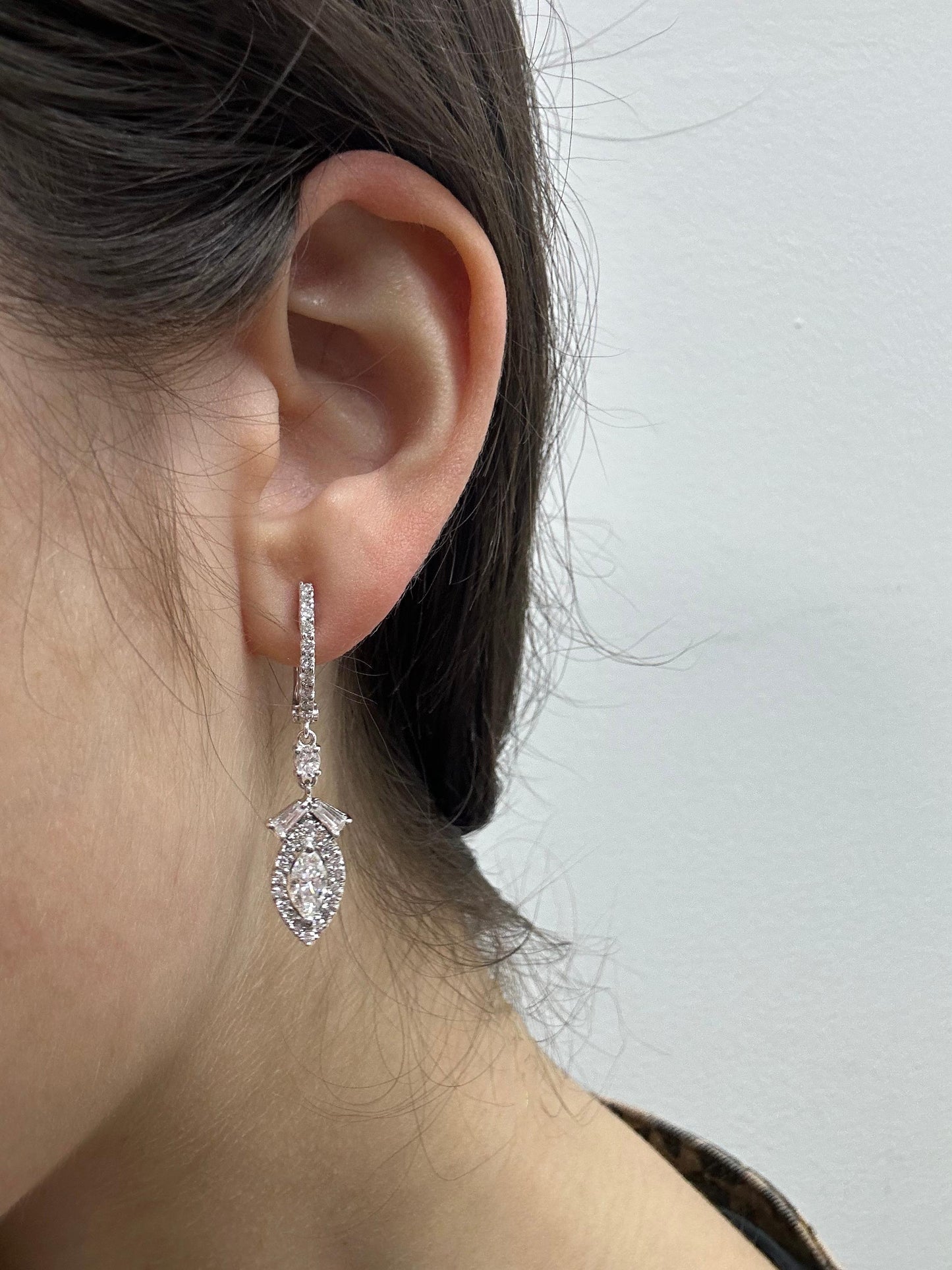 18K White Gold Marquise Diamond Earrings