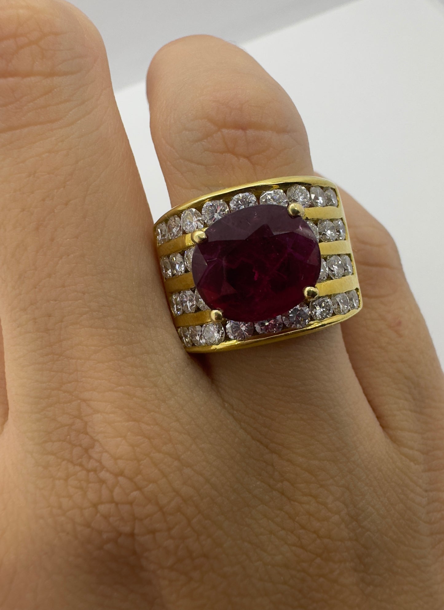 18k Estate Diamond and Ruby Ring