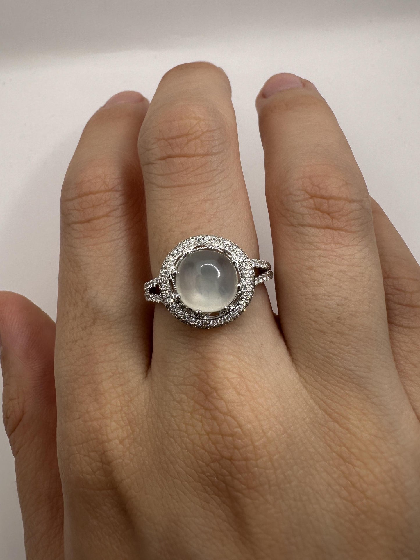 18K Diamond and Moonstone Ring