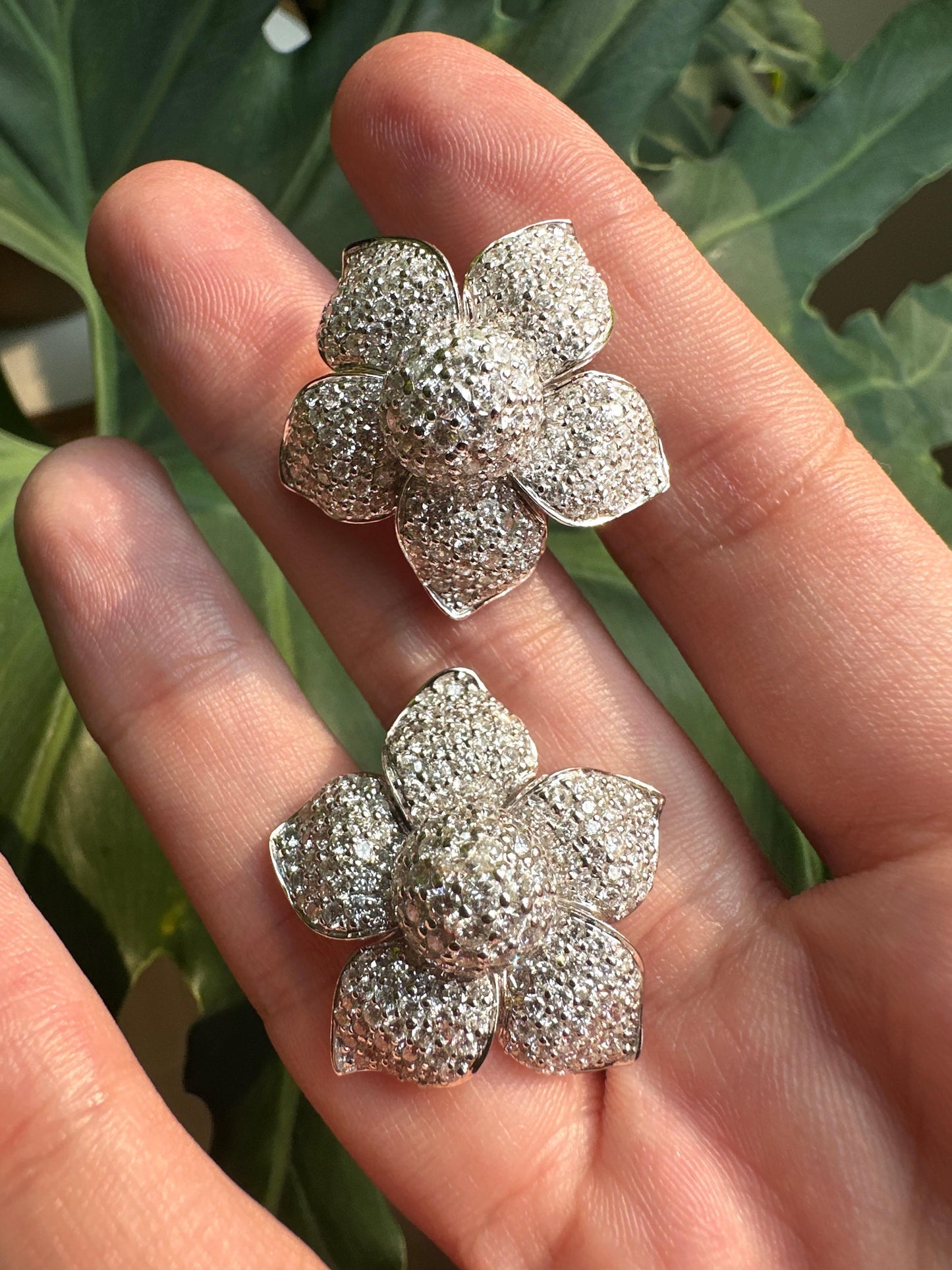 18k Floral Diamond Ear Clips