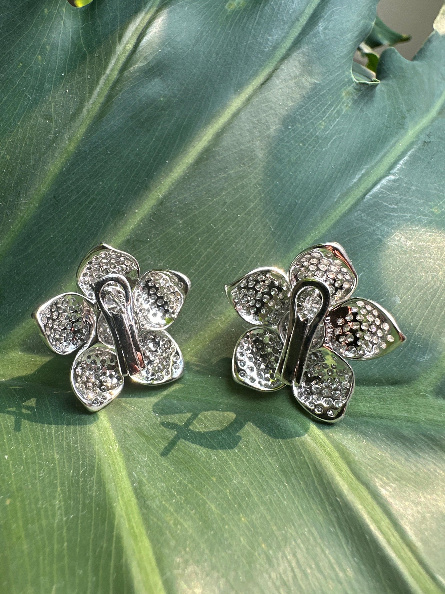 18k Floral Diamond Ear Clips