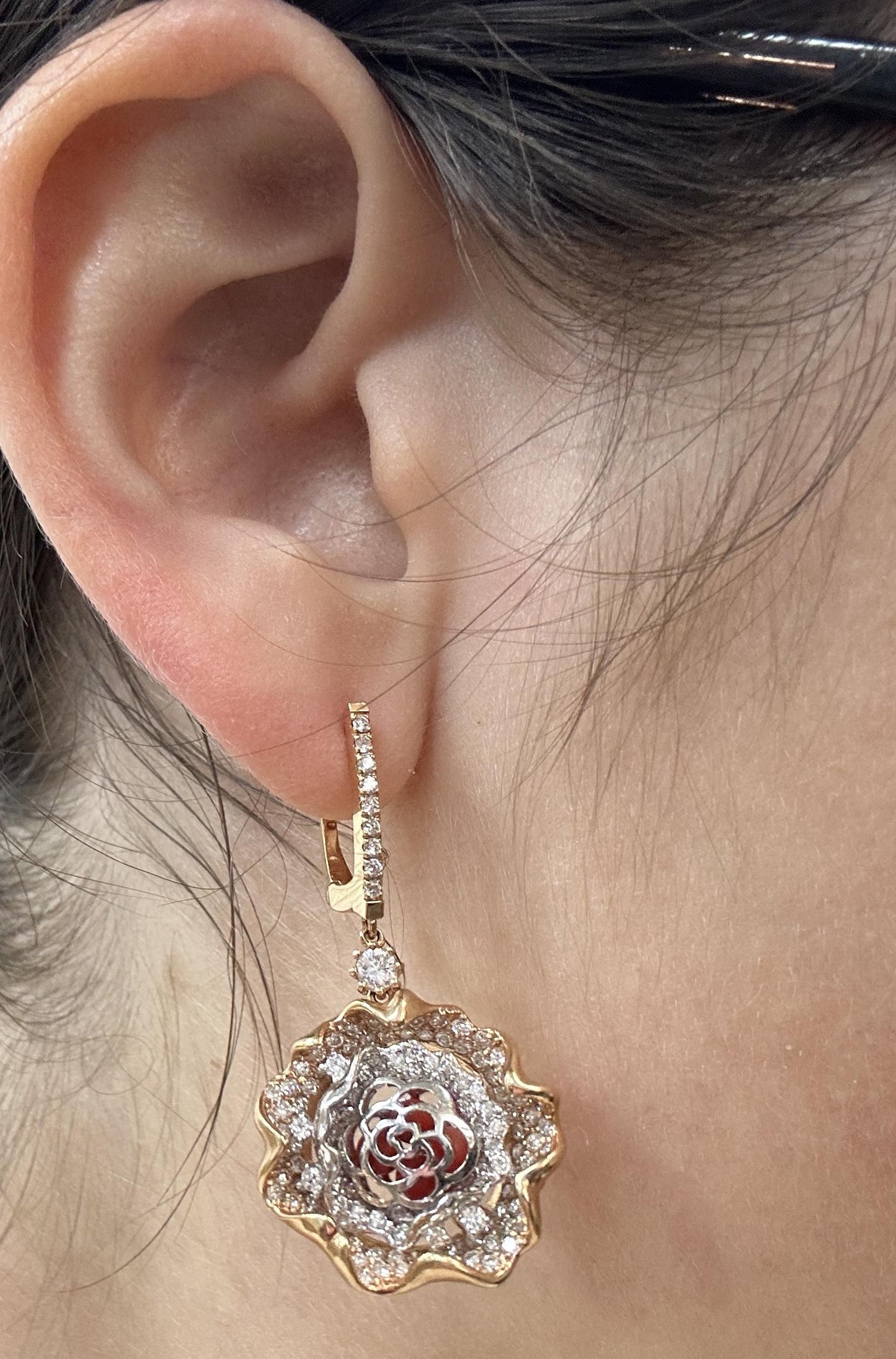 18k Diamond Flower Earrings