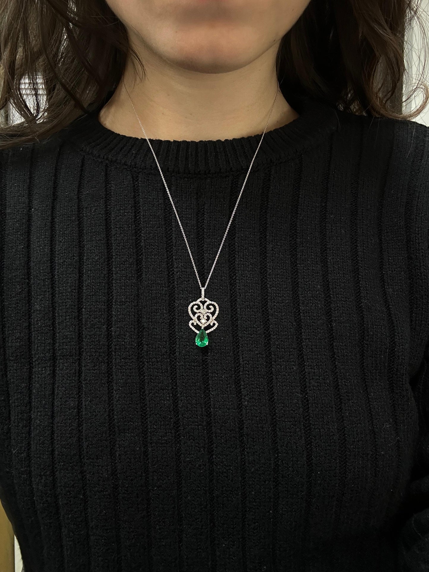 18K White Gold Pear Cut Emerald and Diamond Pendant Necklace