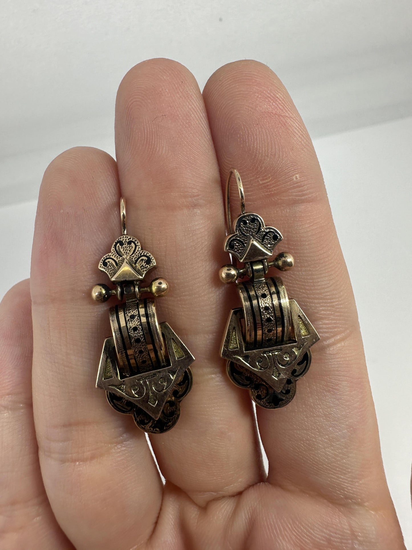 14k Victorian Taille D'epargne Earrings