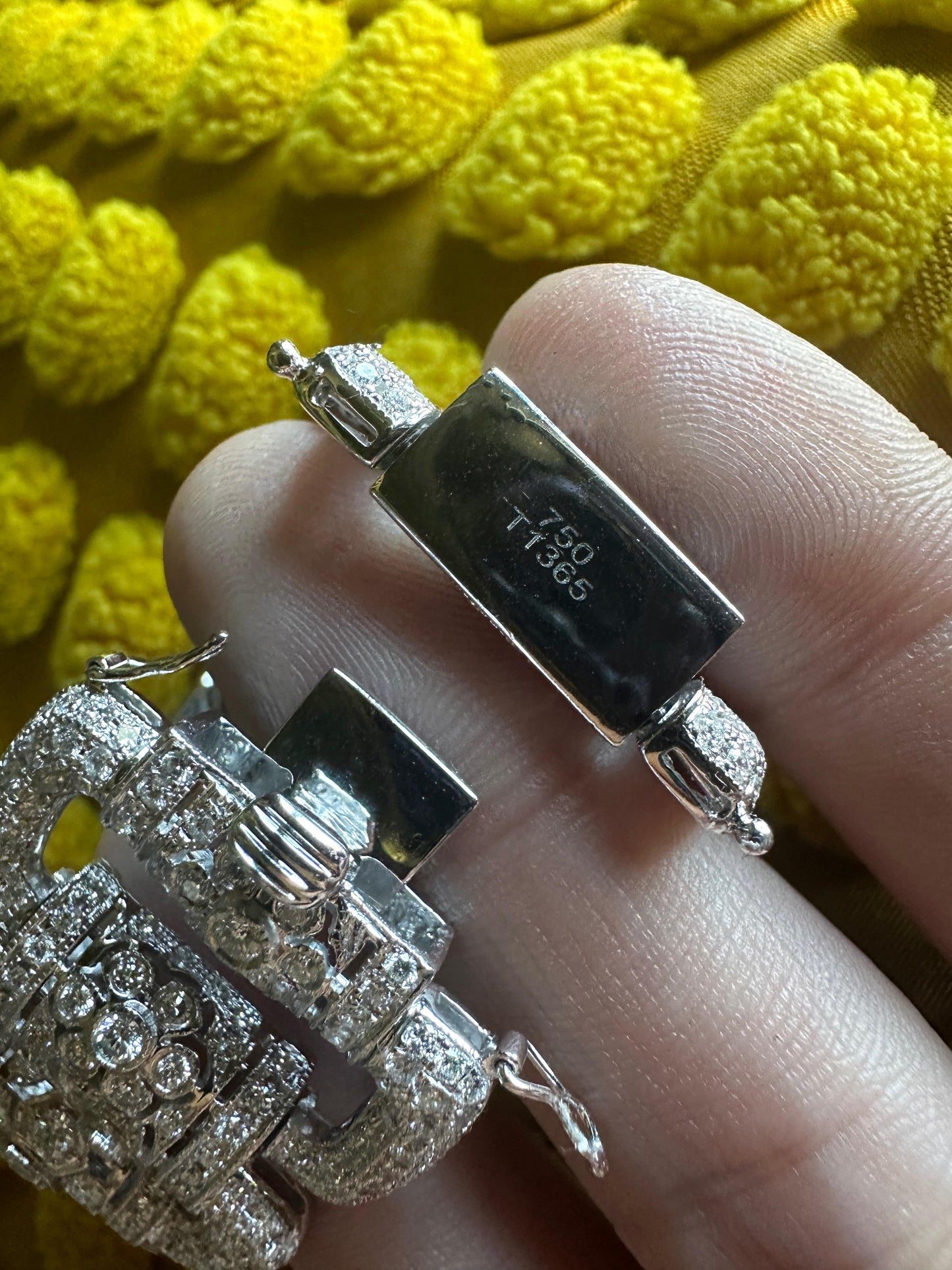 18K White Gold Diamond Bracelet