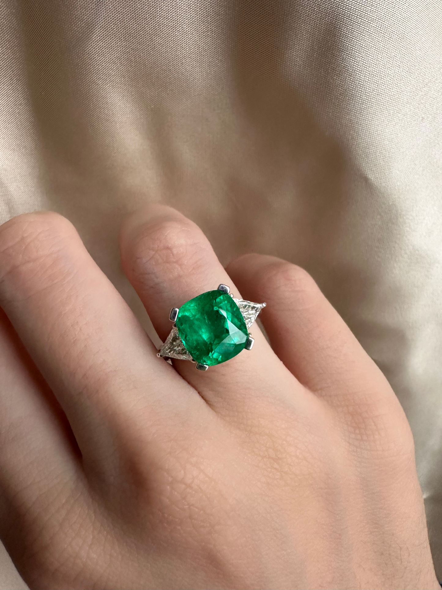 18k White Gold Columbian Cushion Natural Emerald and Trillion Cut Diamond Ring