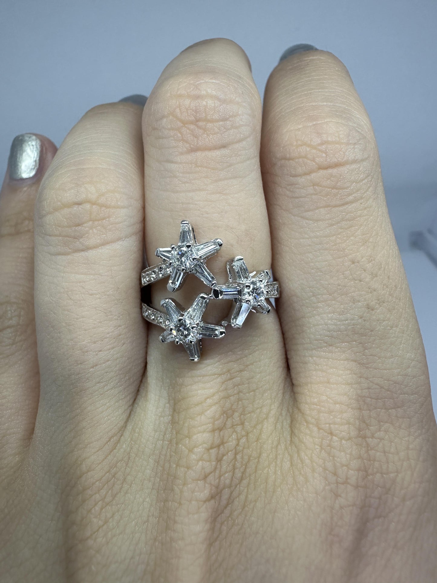 18k Trillion Cut Diamond Ring with Star Design