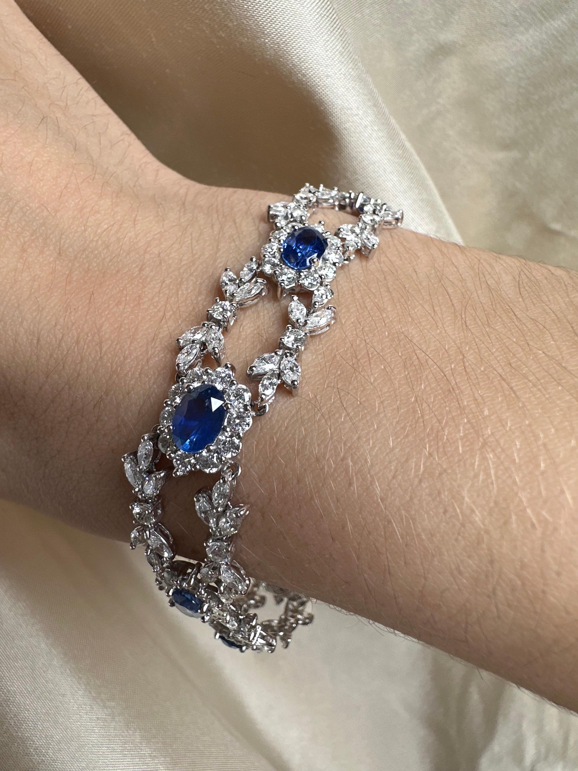 18K White Gold Diamond and Sapphire Bracelet - 7.5 inches