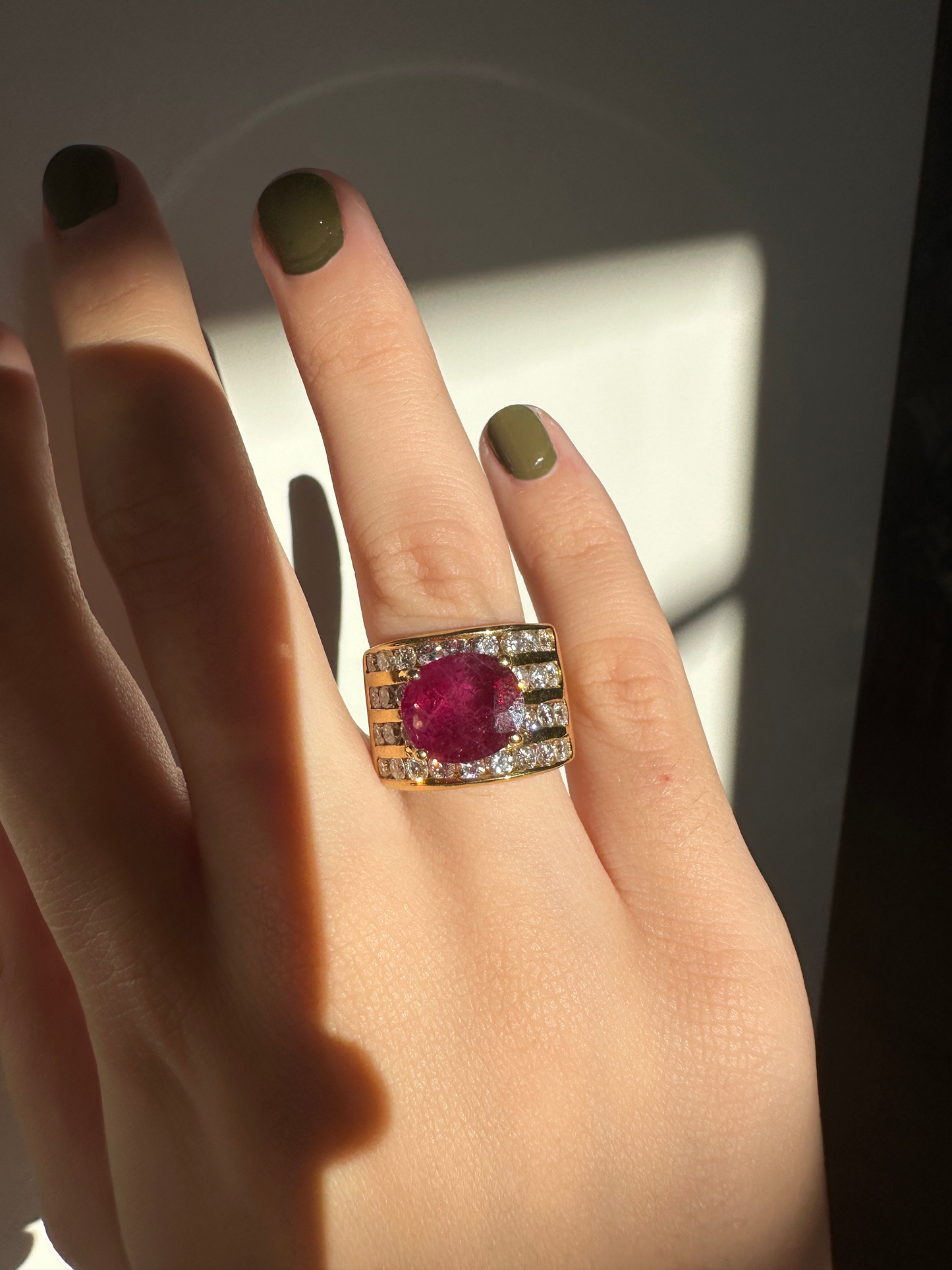 18k Estate Diamond and Ruby Ring
