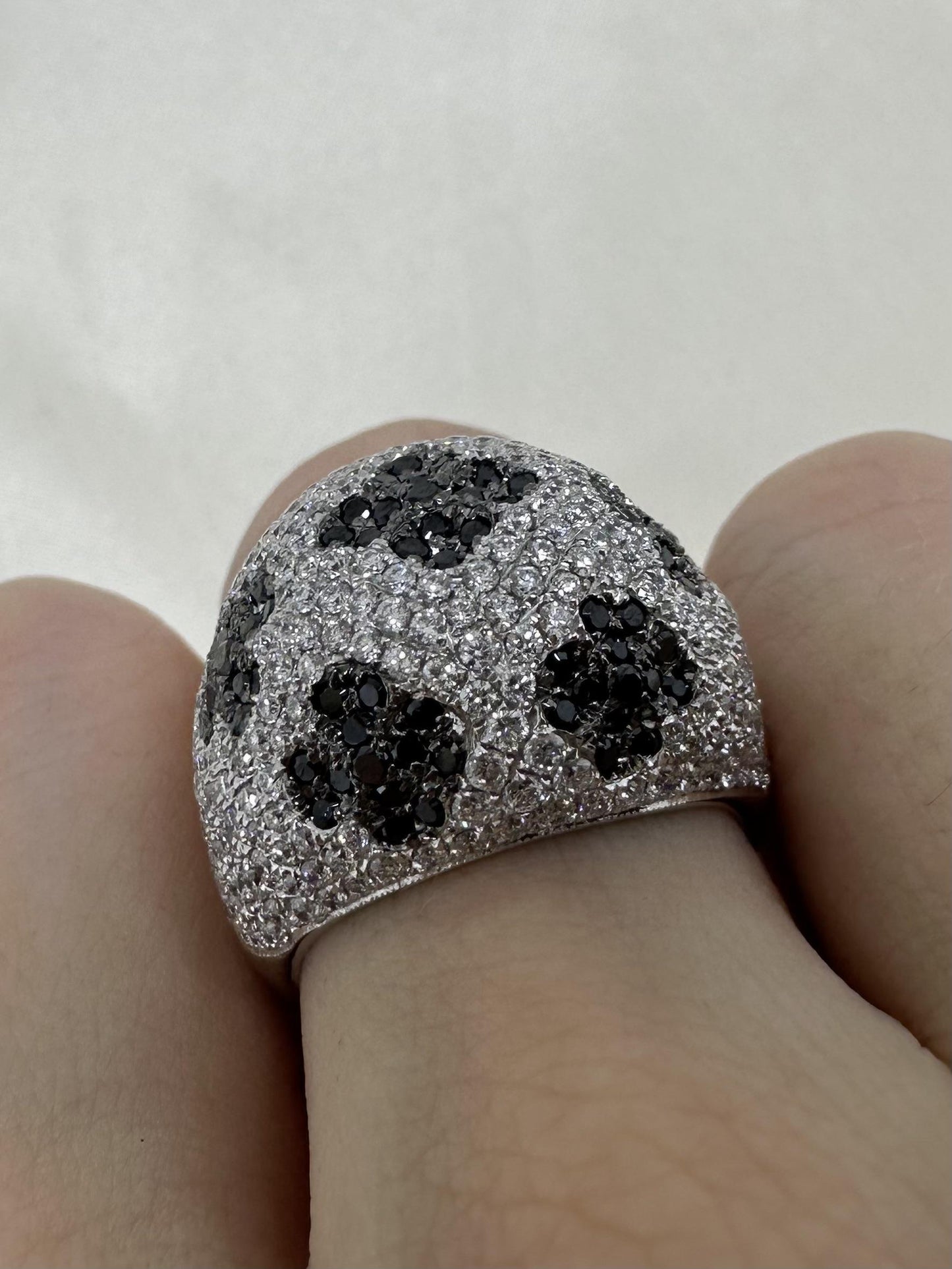 18K White Gold Black and White Diamond Dome Ring