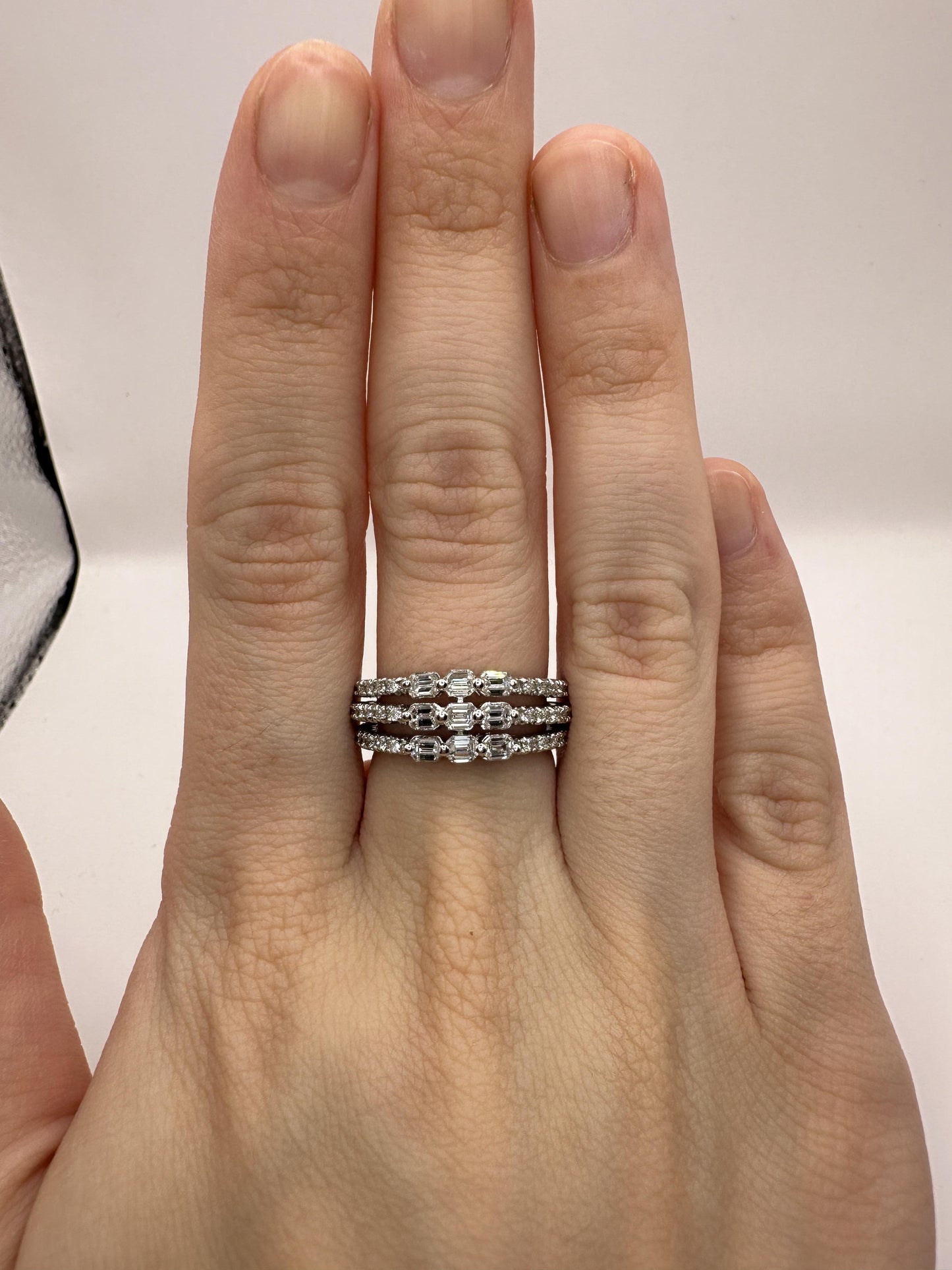 18k Emerald Cut Diamond Band Ring