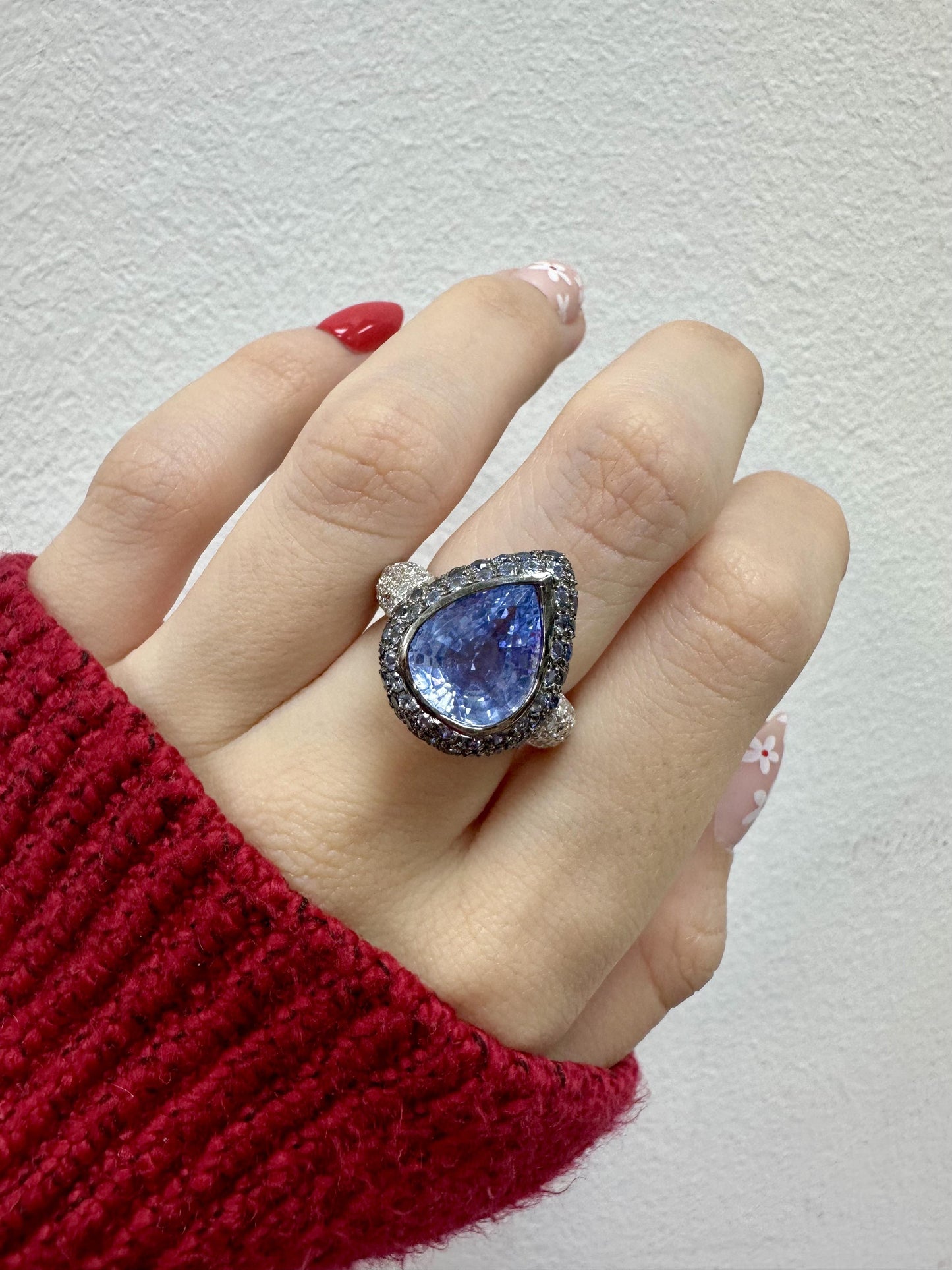 18K White Gold Pear Cut Sapphire and Diamond Ring