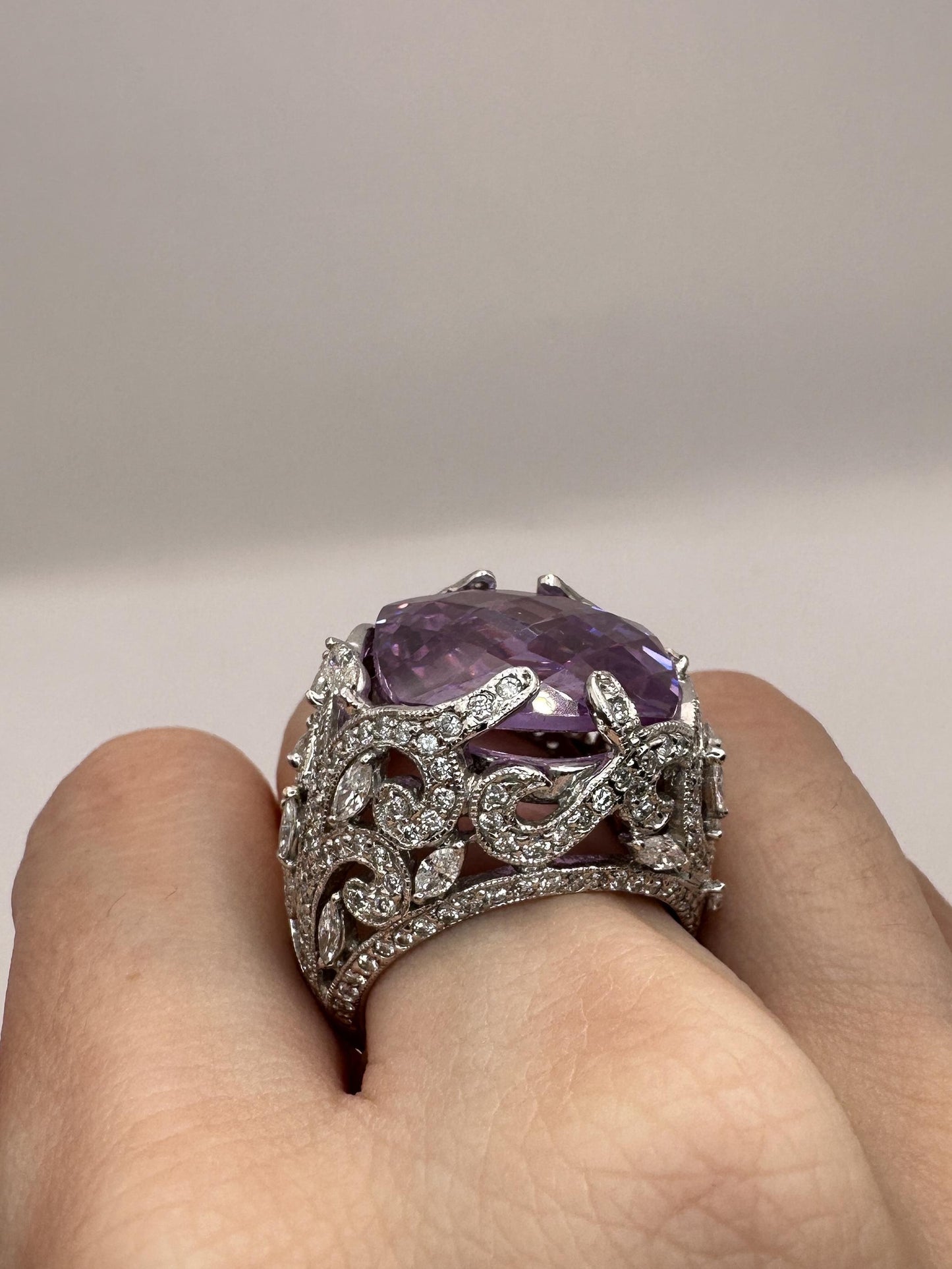 18k Diamond and Purple Stone Center Cocktail Ring