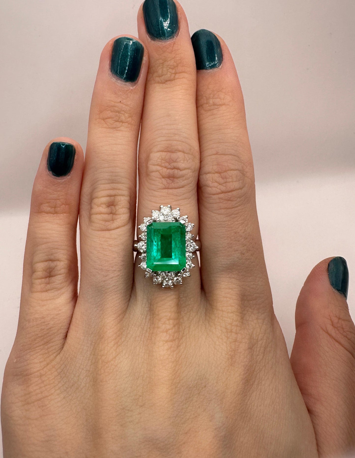 18k Diamond and Emerald Ring