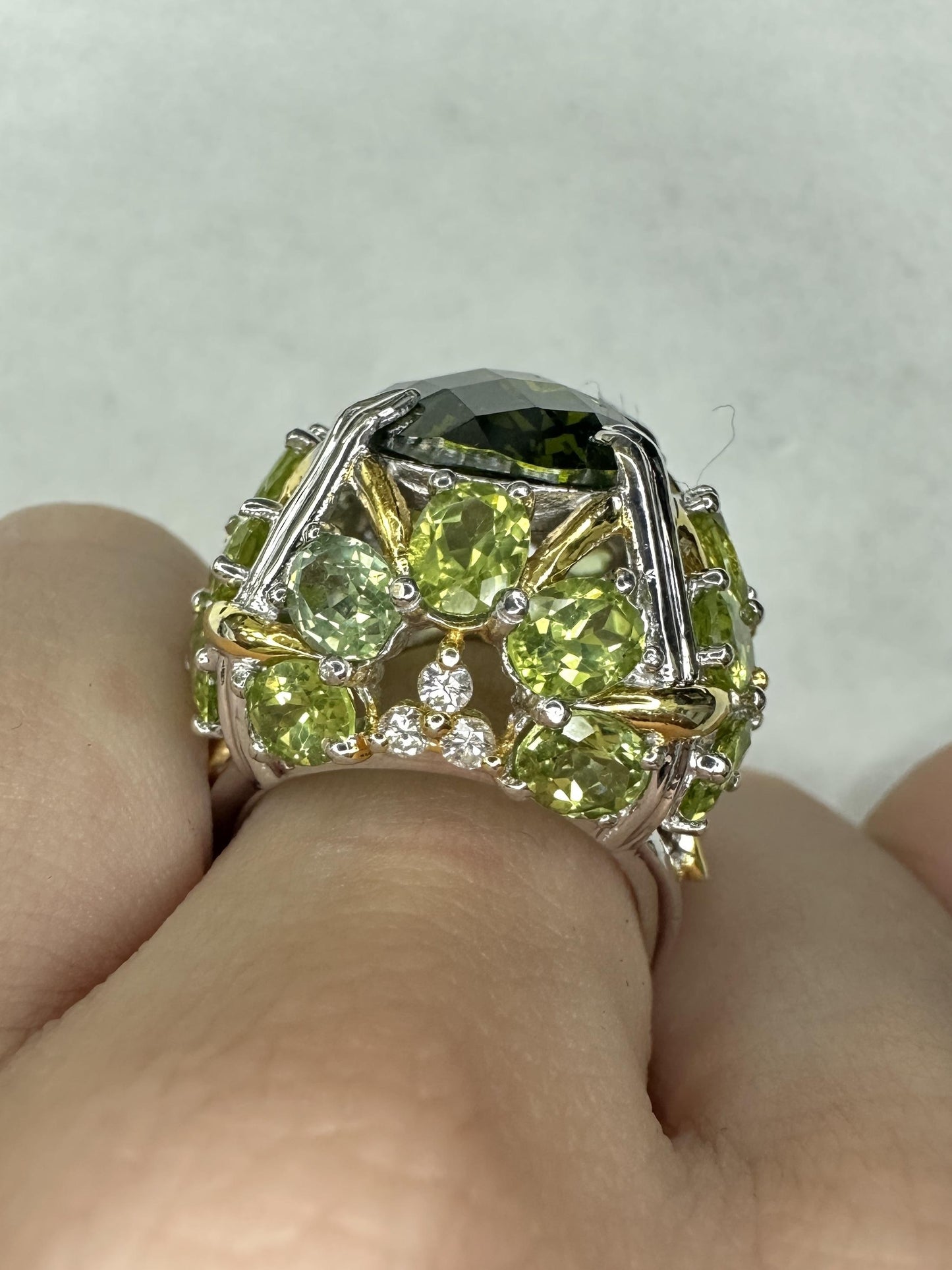 18k Diamond and Green Stone Center Cocktail Ring