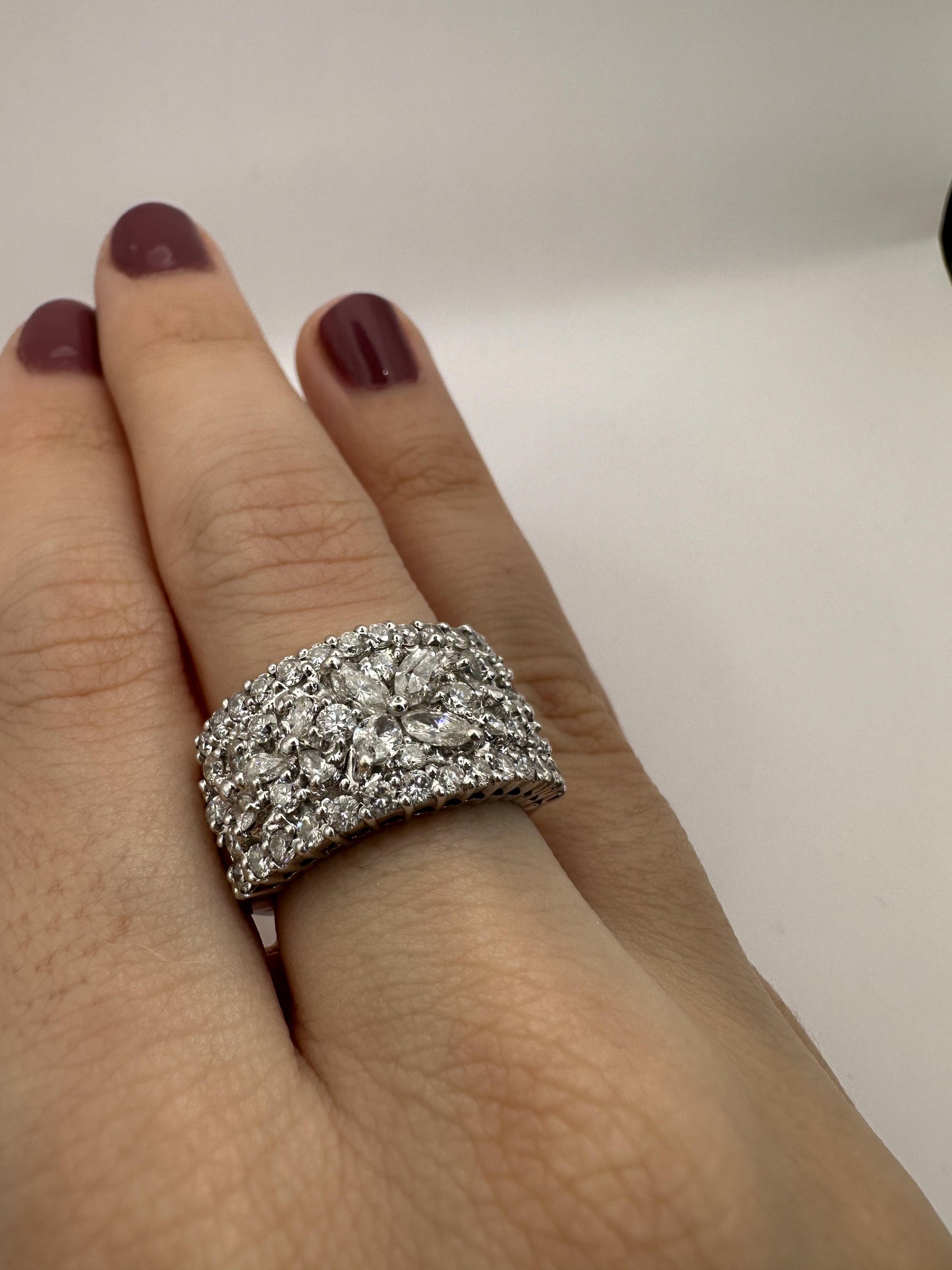 18k Diamond Wide Band Ring