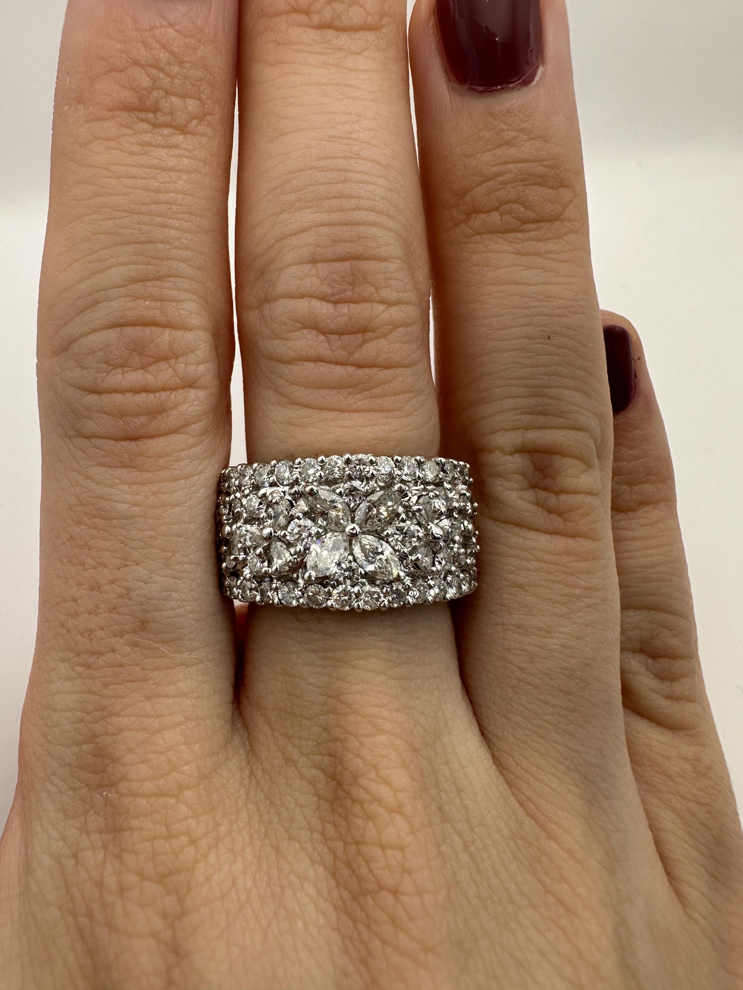 18k Diamond Wide Band Ring