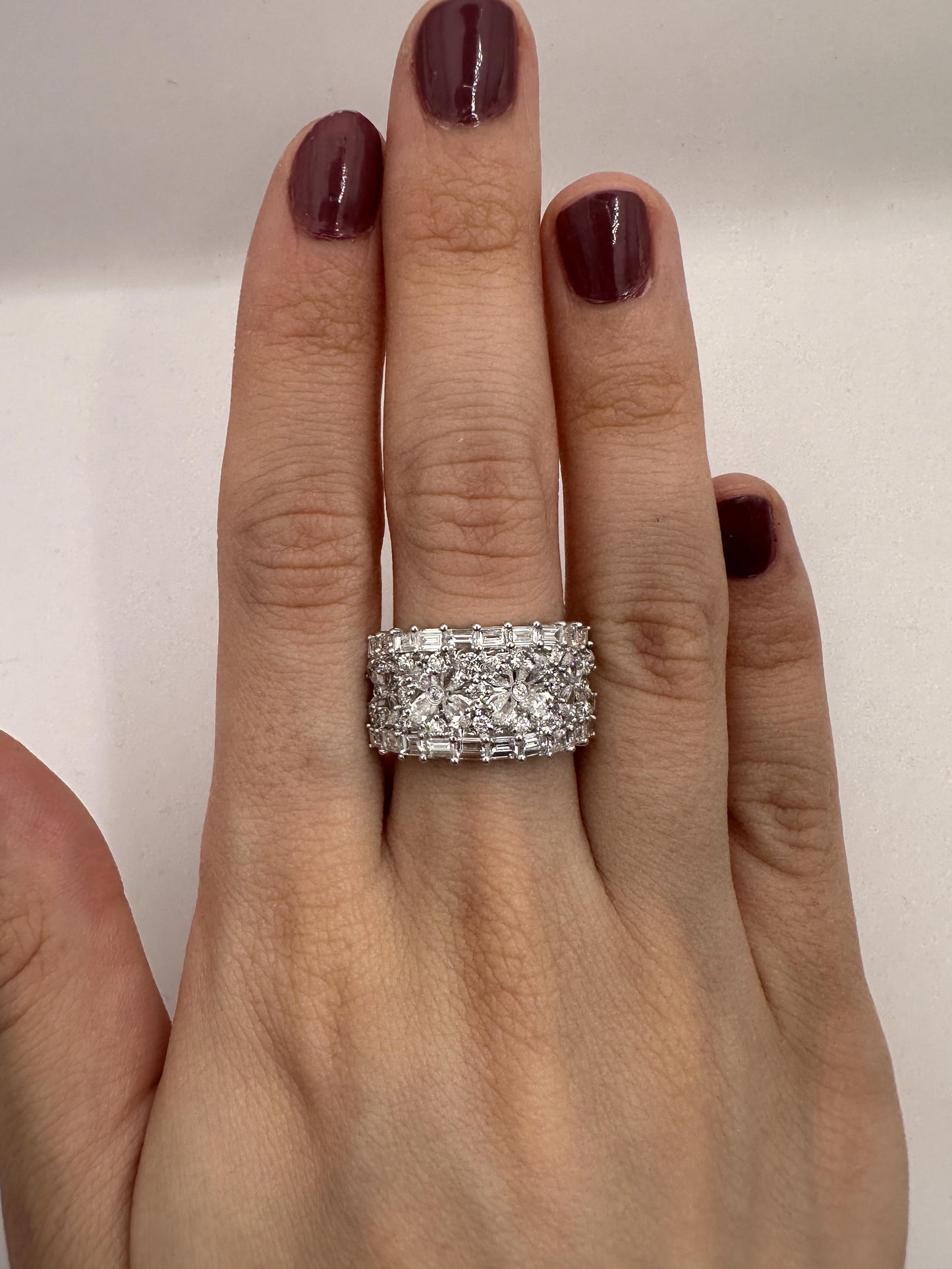 18k Diamond Wide Band Ring