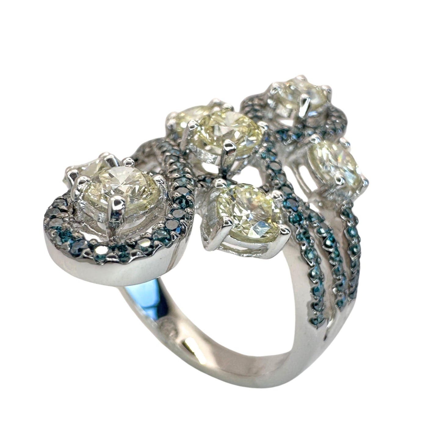 18K White and Blue Diamond Ring