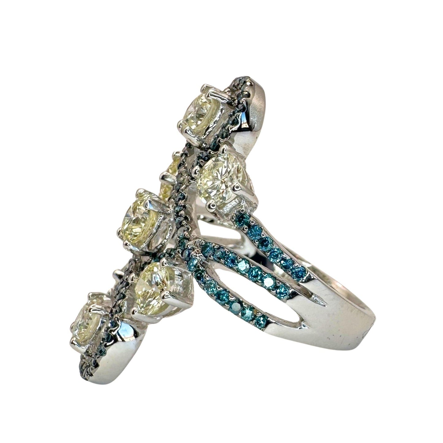18K White and Blue Diamond Ring