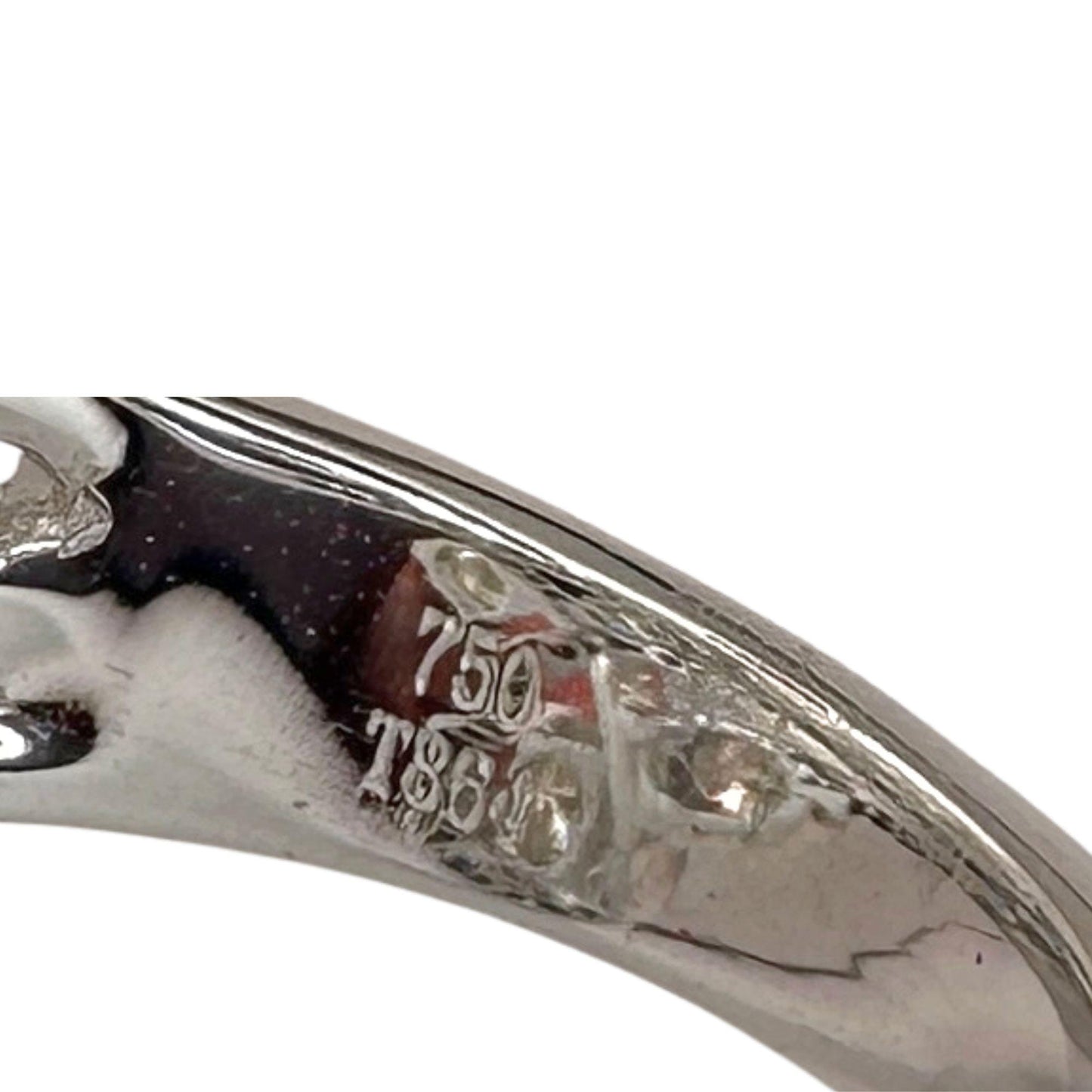 18K White and Blue Diamond Ring