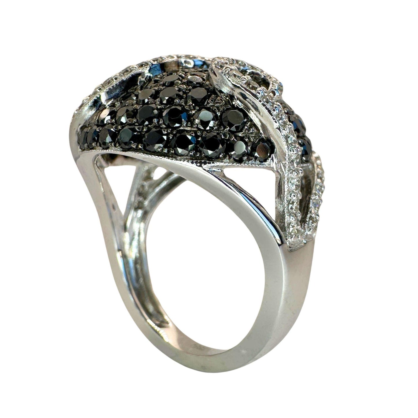 18k Black and White Diamond Ring