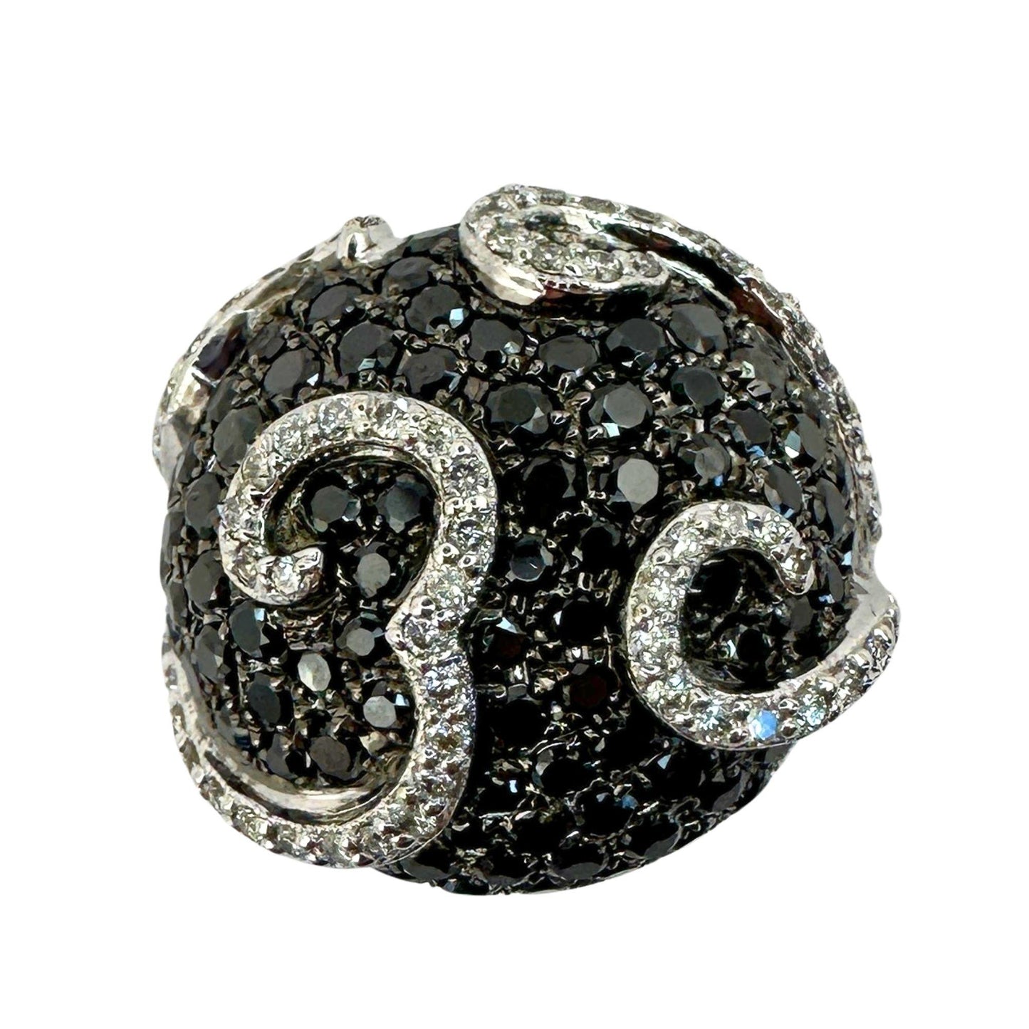 18k Black and White Diamond Ring